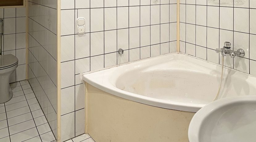 Badezimmer KG