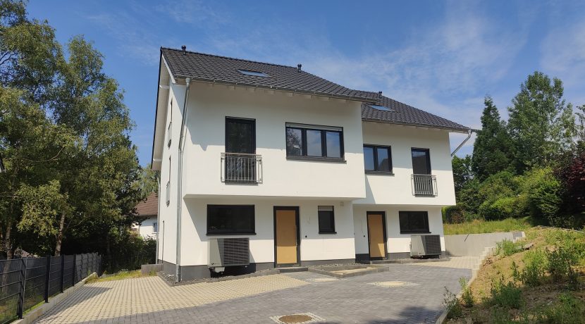 Frontansicht Haus Nr. 4b+4c