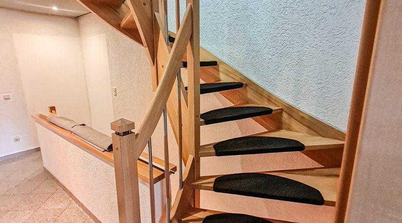 Treppe zum DG