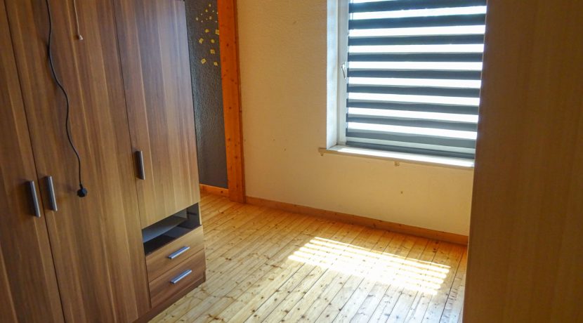 Ankleidezimmer OG Altbau