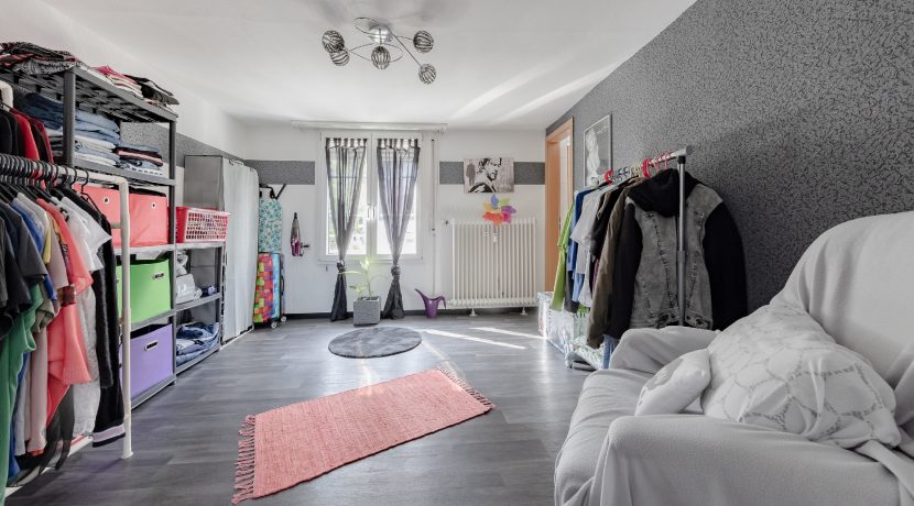 Ankleidezimmer - Beispielwohnung