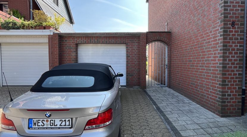 Garage und Durchgang