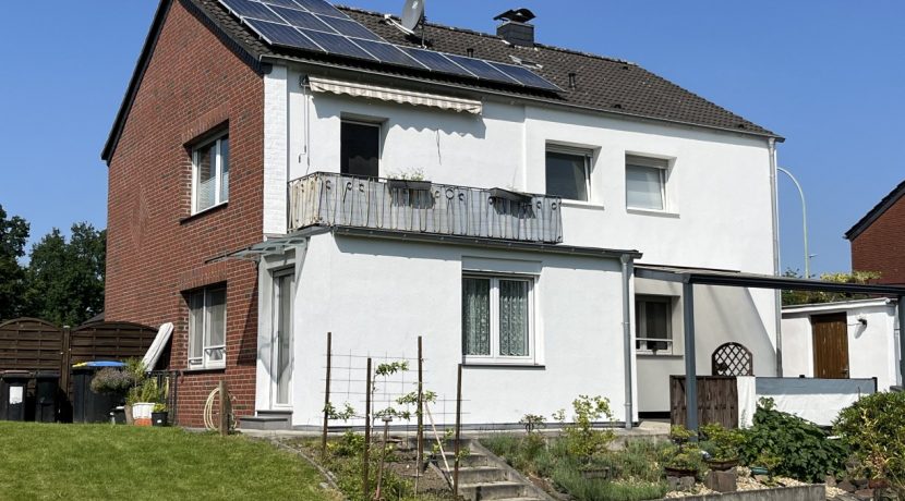 Modernisiertes 2-Fam.-Haus in...