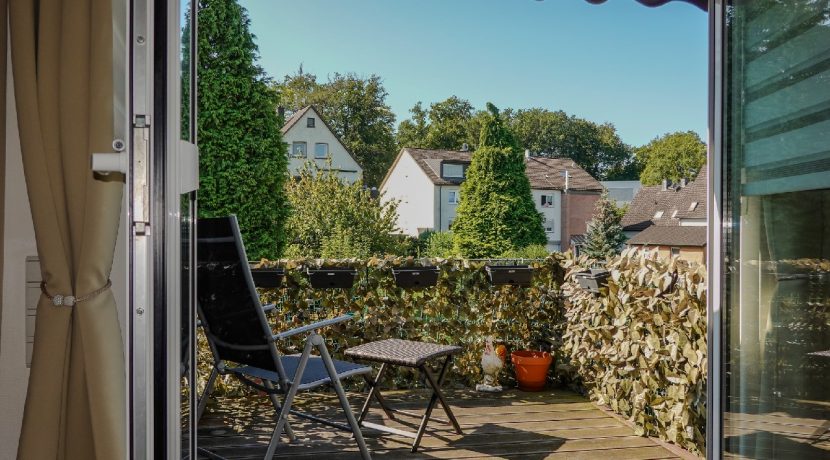 Der Balkon mit Blick ins Grüne