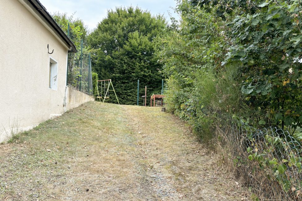 Zugang zur Grünfläche hinter dem Haus