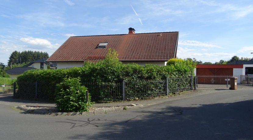 Straßenansicht